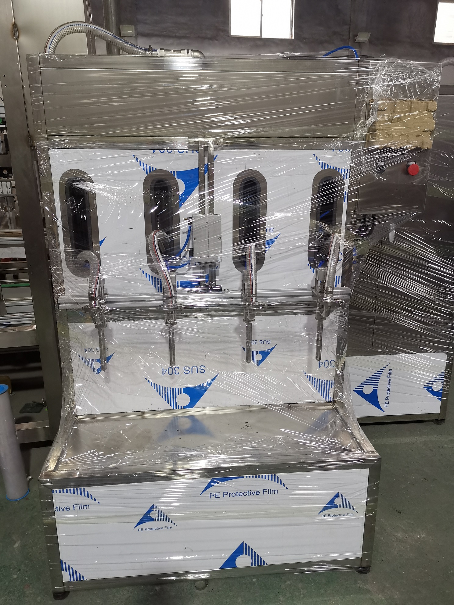 4頭半自動(dòng)灌裝機(jī)